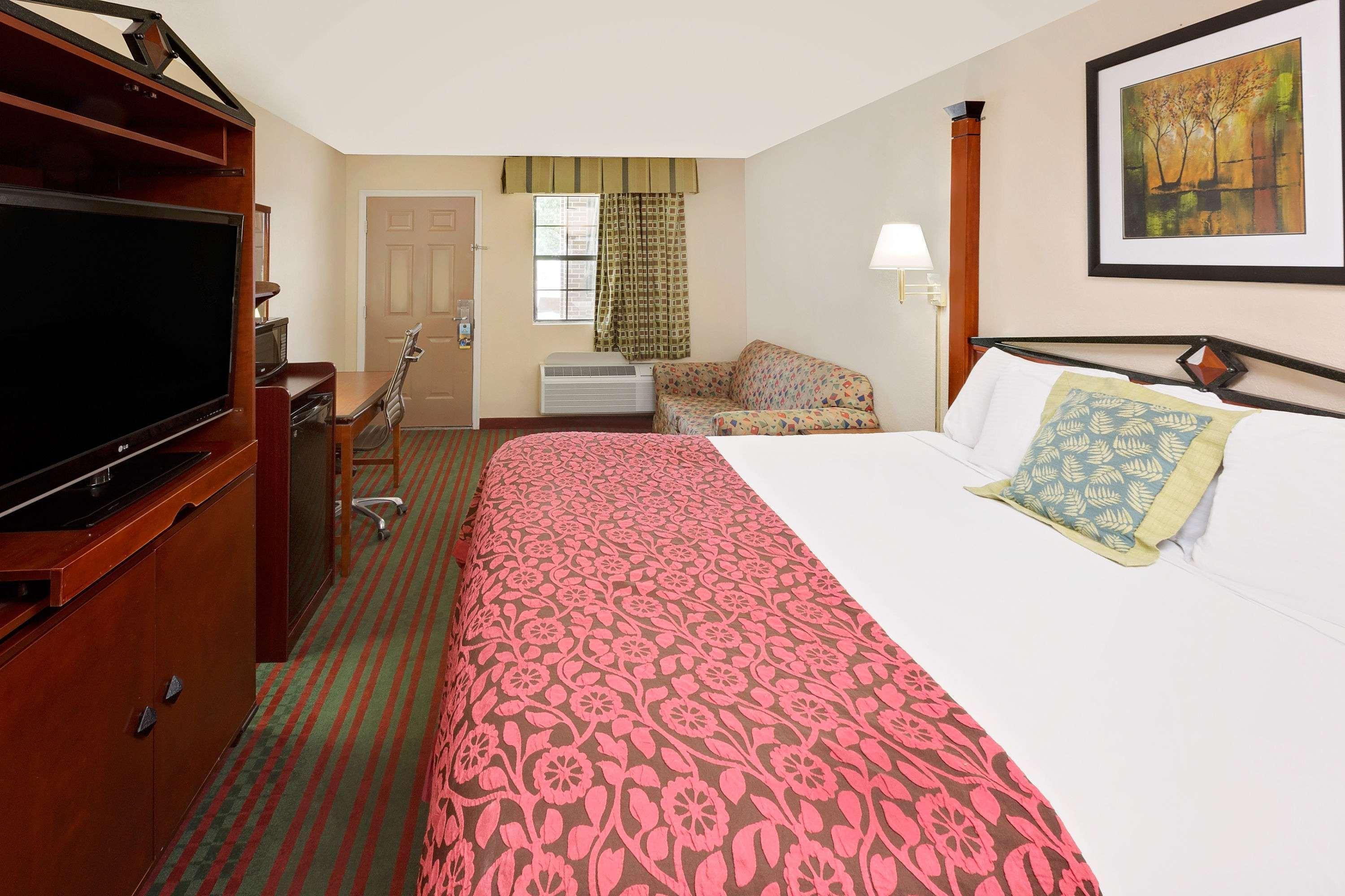 Days Inn By Wyndham Demopolis Extérieur photo